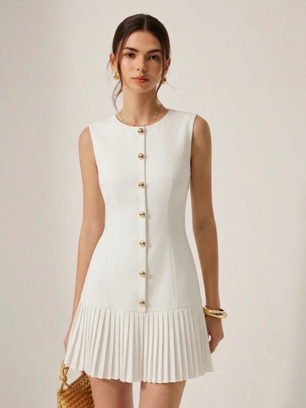 Metal Detail Sleeveless Slim Fit Pleated Mini Dress